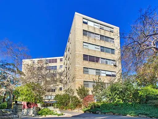 17/5 St Marks Road, Darling Point Sold by Bradfield Badgerfox