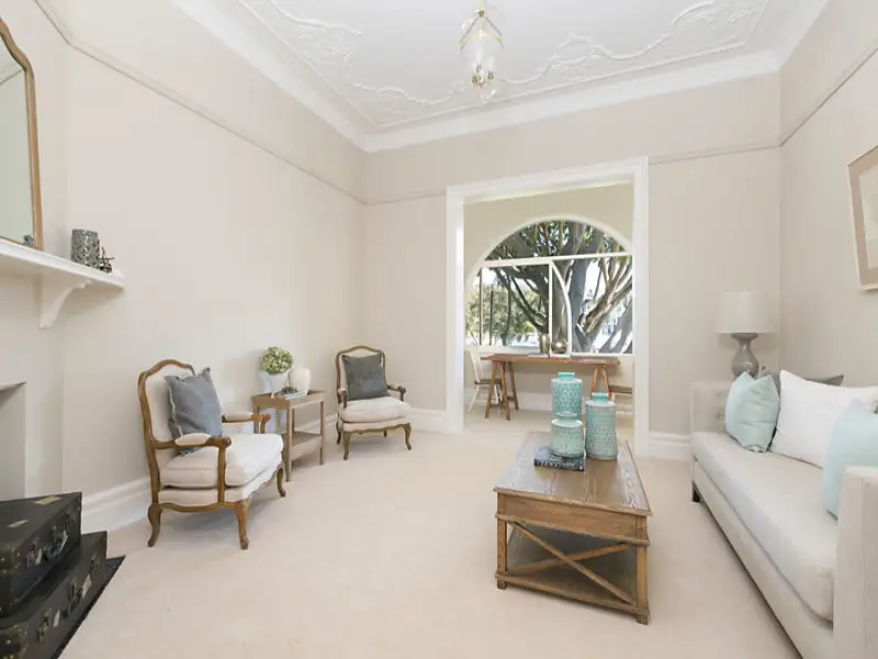 19A New Beach Road, Darling Point Sold by Bradfield Badgerfox - image 1