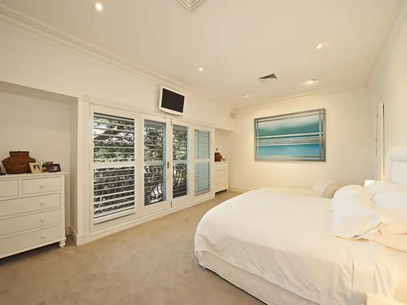 685 New South Head Road, Rose Bay Sold by Bradfield Badgerfox - image 1
