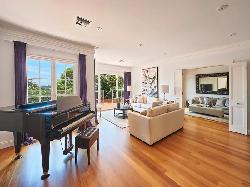 5 Fitzwilliam Road, Vaucluse Sold by Bradfield Badgerfox - image 1