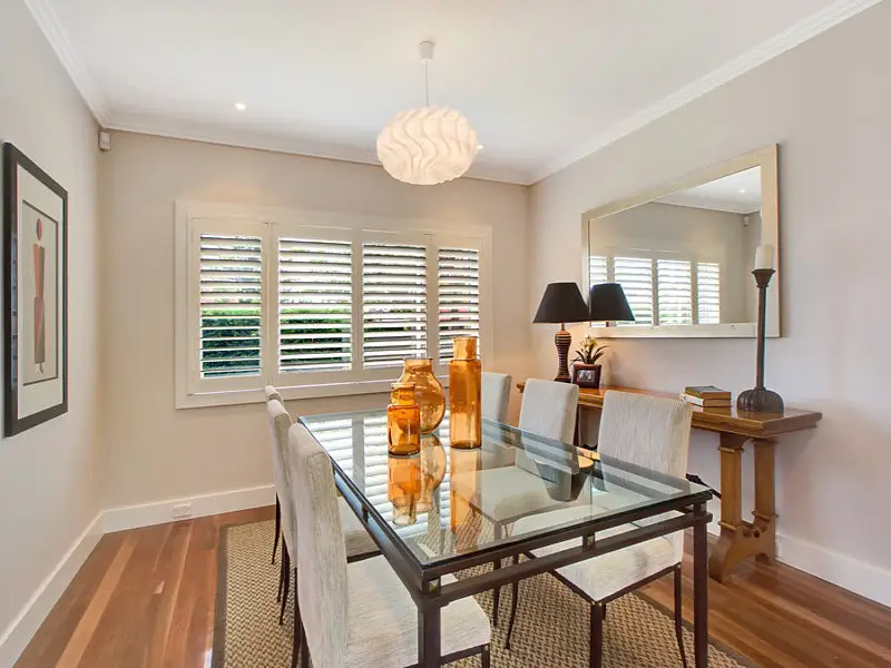 165 Edinburgh Road, Castlecrag Sold by Bradfield Badgerfox - image 1