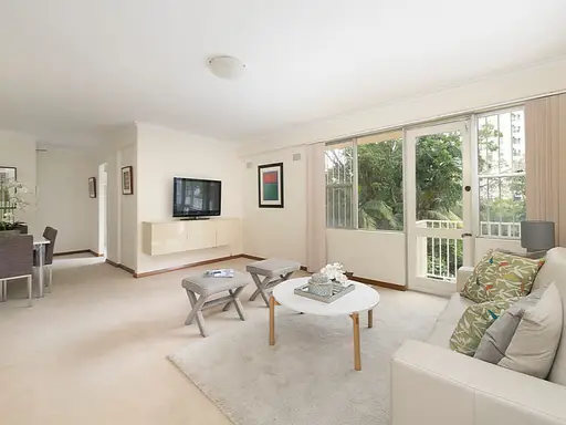 3/105A Darling Point Road, Darling Point Sold by Bradfield Badgerfox