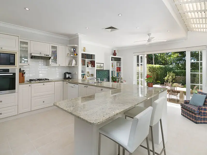 31A Nelson Street, Woollahra Sold by Bradfield Badgerfox - image 1